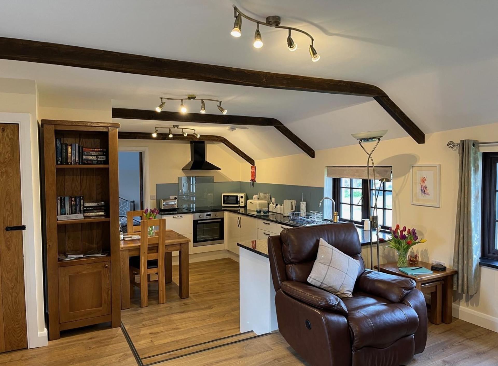 Apartamento Maple & Beech Barns Truro Exterior foto